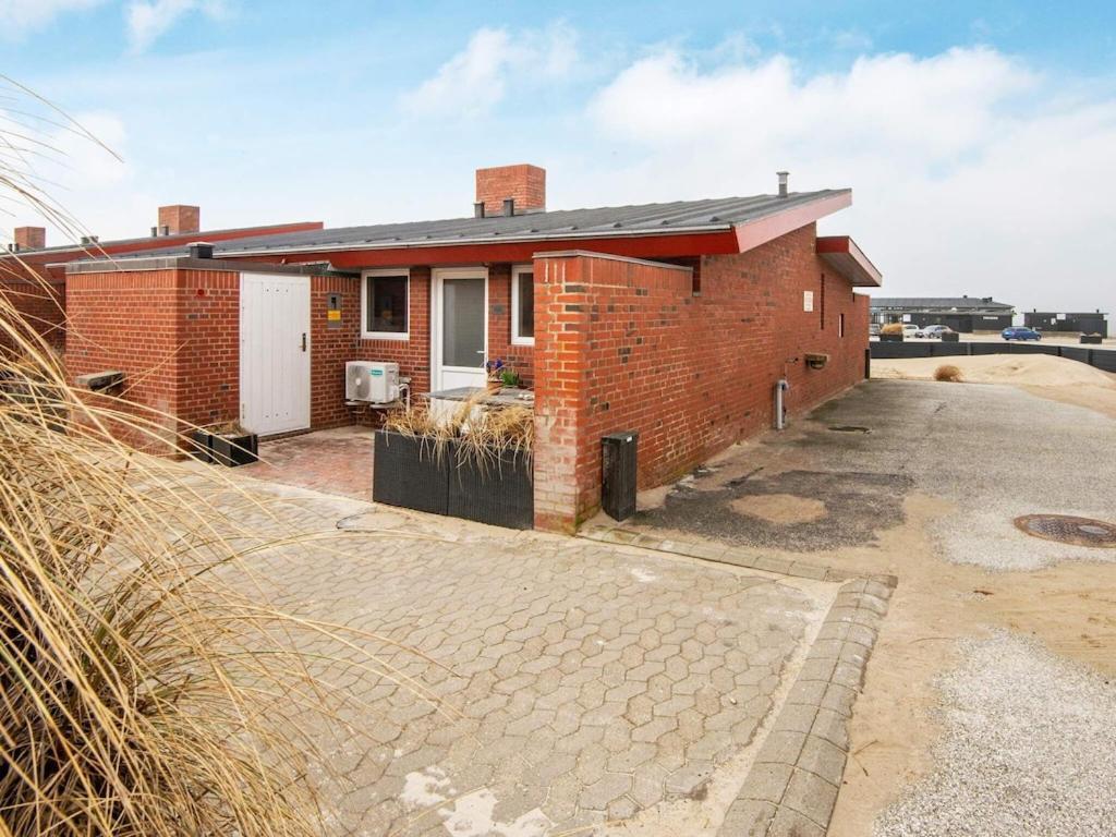 5 Person Holiday Home In Henne Henne Strand Exterior foto