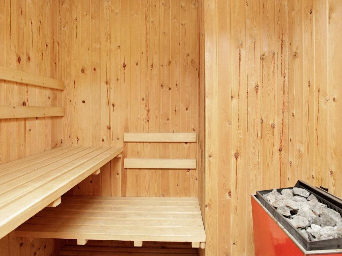 5 Person Holiday Home In Henne Henne Strand Exterior foto